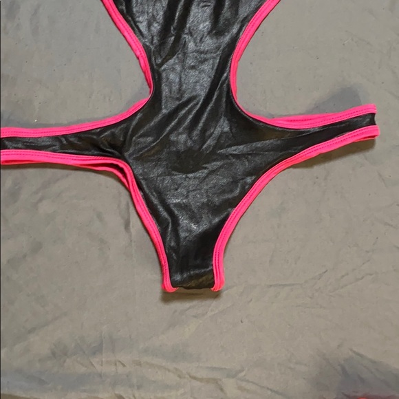 Cloris Murphy monokini swimsuit. Small - Picture 2 of 6